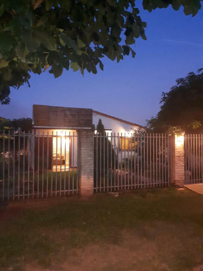 Tu Casa Hotel Асунсион Екстериор снимка